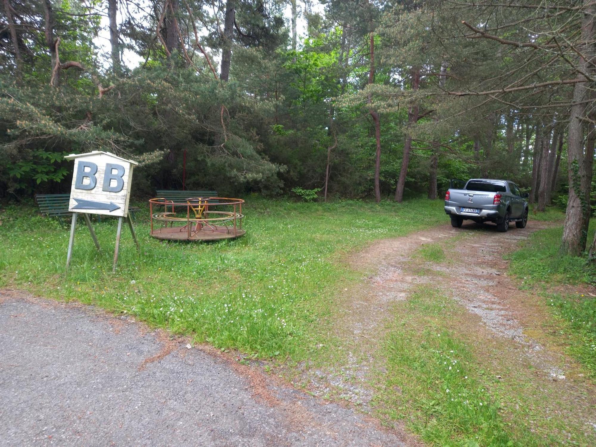 B&B Le Camelie Del Bosco Baiardo Zewnętrze zdjęcie